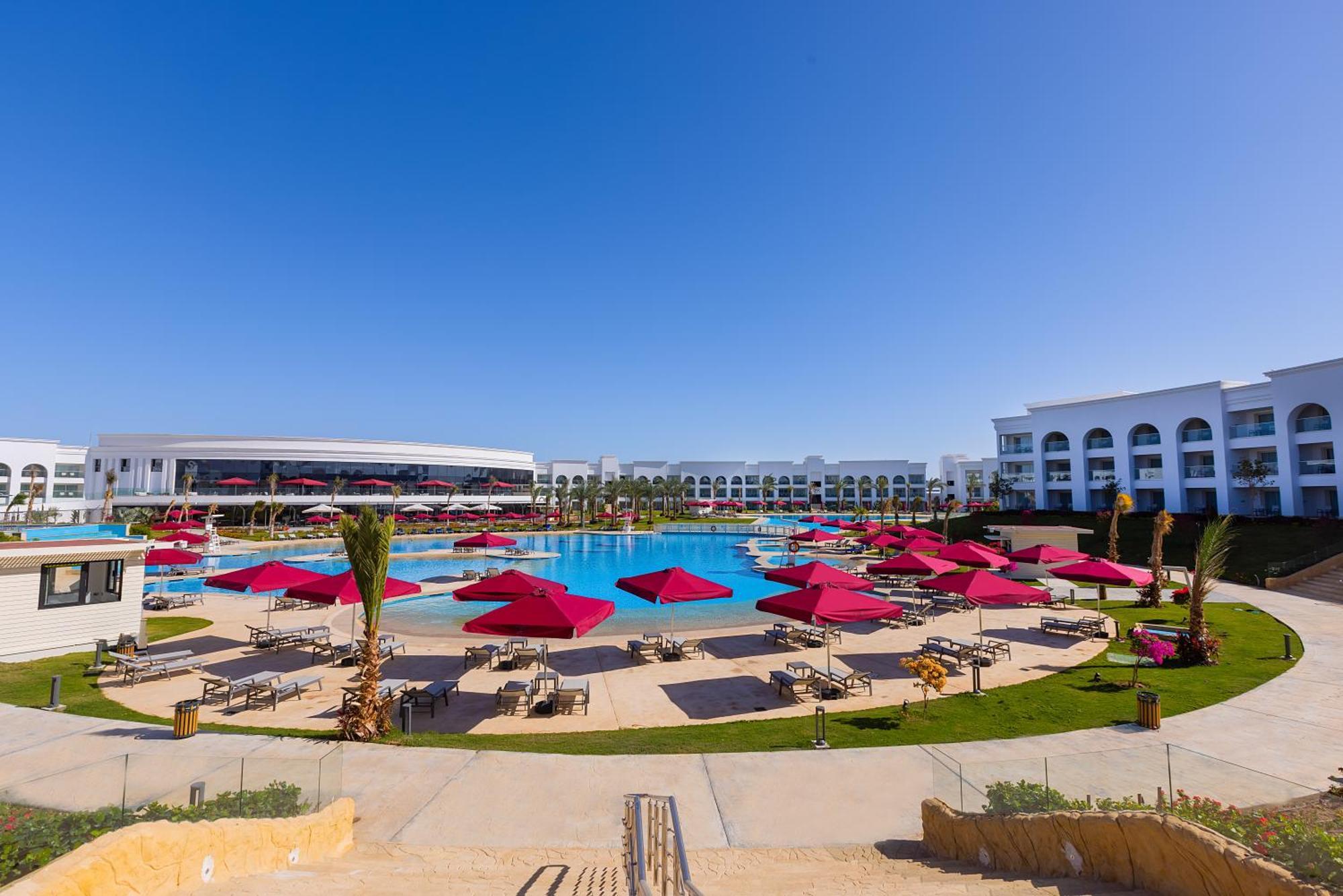 Rezort Rixos Radamis Sheikh 5*